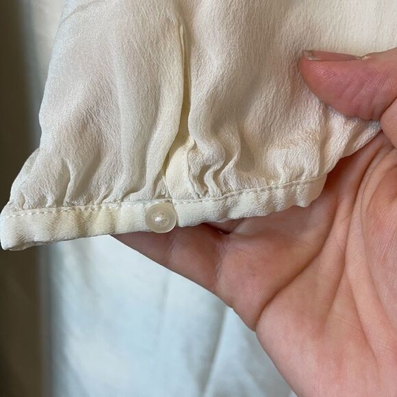 baby style cream blouse size M junior - Picture 8 of 8